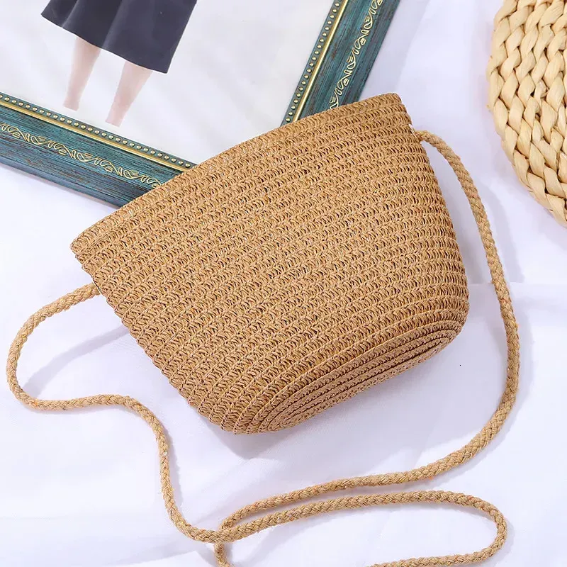 Borsa a tracolla piccola con patta Yogodlns da donna, in paglia intrecciata, da spiaggia, in rattan, lavorata a mano, con secchiello e mini borsa_voghion.com