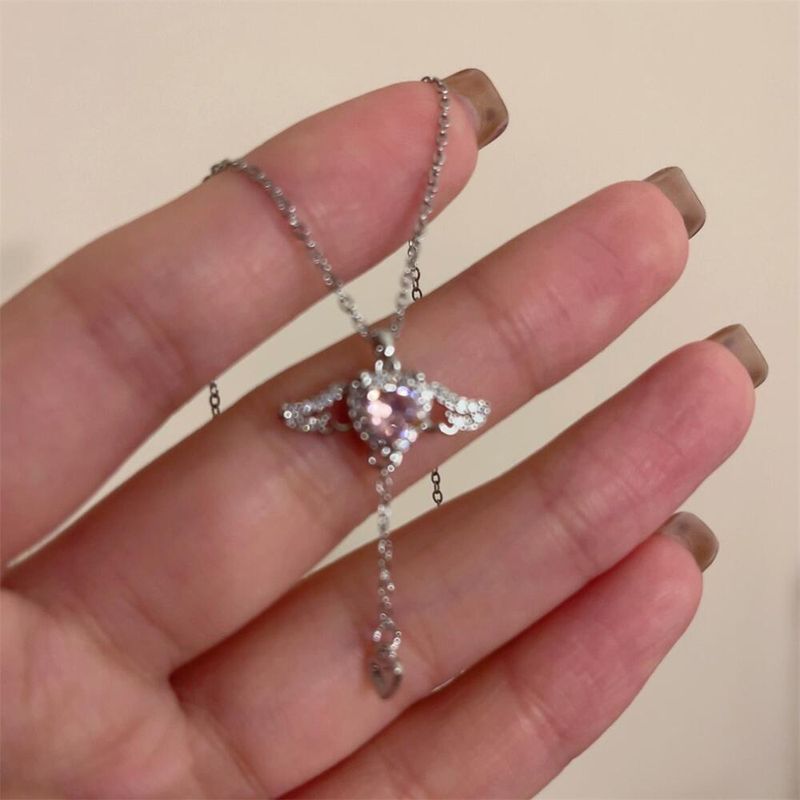 Collana con ciondolo a farfalla KPOP Y2K alla moda da donna 2025, cristallo coreano EGIRL, catena a forma di cuore, gioielli alla moda da donna, diamanti_voghion.com