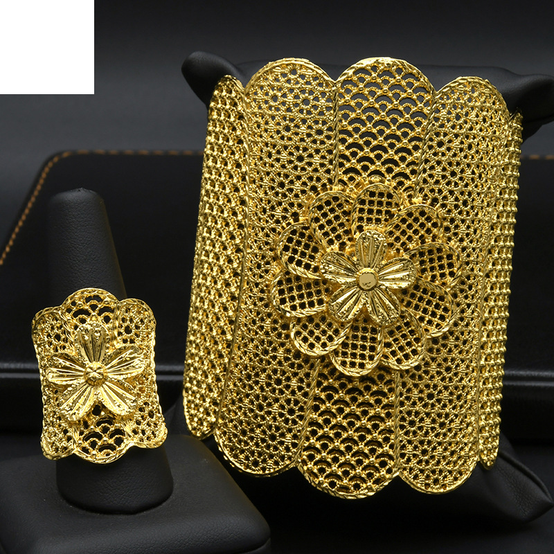 Cross-border gold-plated flower bracelet ring set ethnic style hollow copper bead bracelet ring long-lasting and does not fade_voghion.com