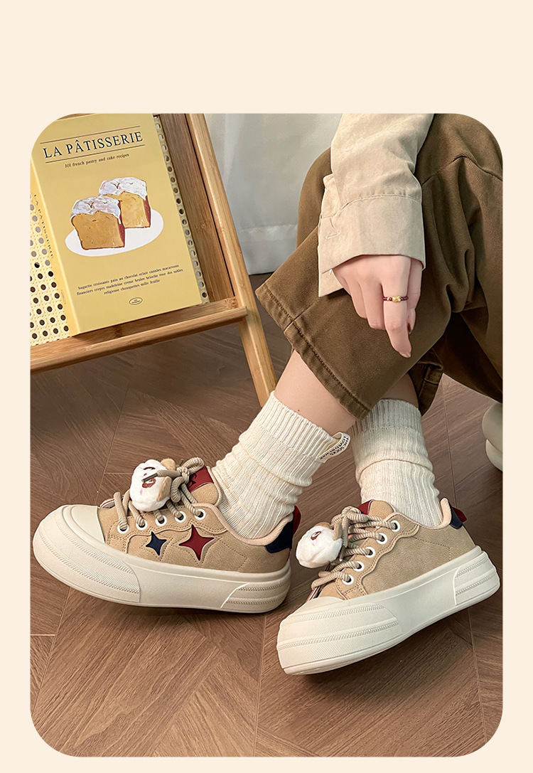 Women's Versatile Sneakers With Cute Plush Pendants, Thick Soled Large Size Women's Shoes, Soft Soles That Won't Tire Your Feet Casual Shoes_voghion.com