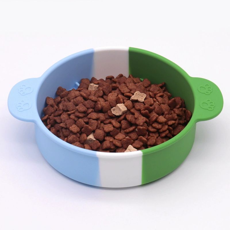 Pet Slow Food Bowl Silicone Dog Basin_voghion.com