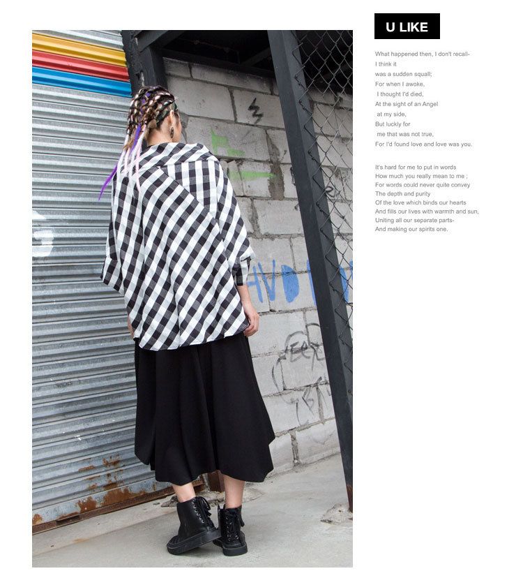2025 Thin Women's Plaid Shirt Plus Size Unique Off-shoulder Irregular Patchwork BF Style Niche Trend T-shirt Attire_voghion.com