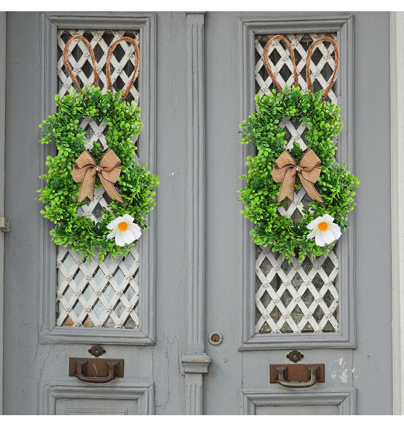 Ghirlanda di rami morti di Pasqua cortile esterno simulazione porta di fiori appesa ghirlanda di fiori bianchi di coniglio creativo_voghion.com
