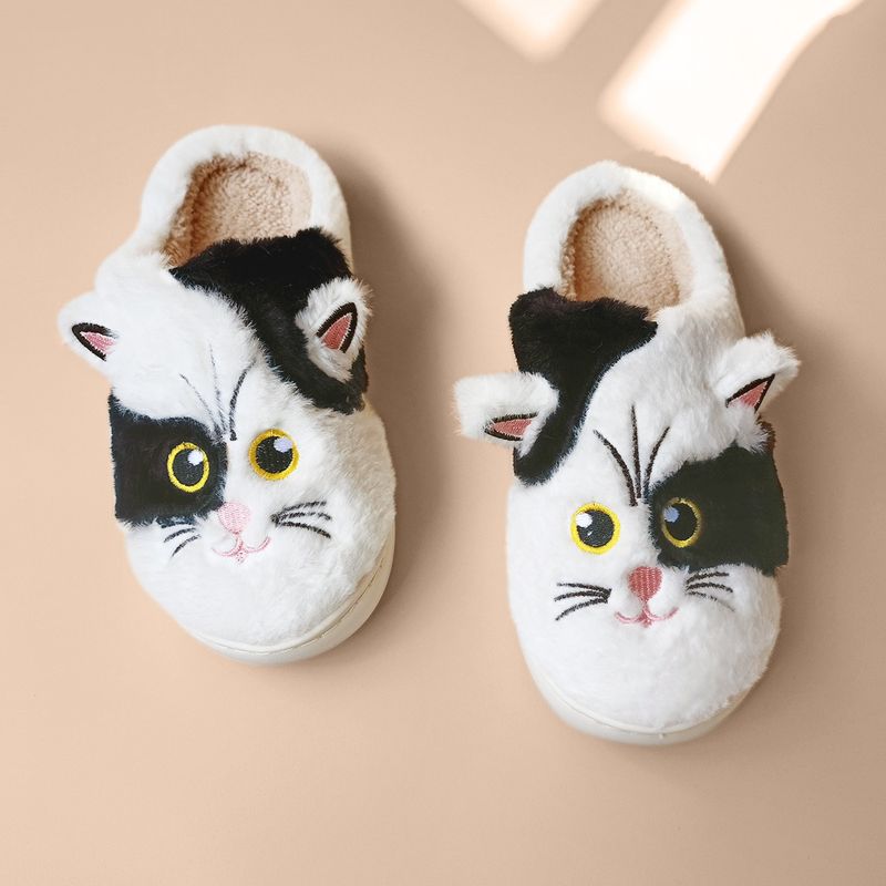 Voyage Voyage New Autumn Winter Three-Dimensional Black And White Towel Embroidered Cotton Shoes Cute Cat Unisex Warm Slippers_voghion.com