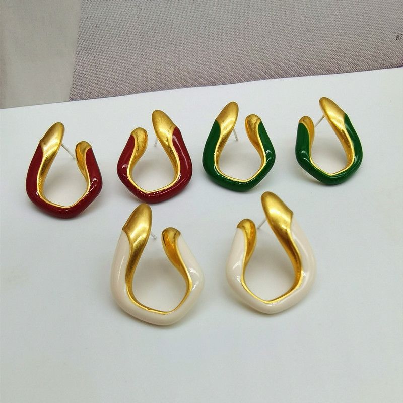 Europäische und amerikanische minimalistische Retro-Ohrringe mit langsamen Namen, Ohrringe mit Emaille-Glasur, geometrische Ohrringe und Accessoires aus echtem Gold_voghion.com