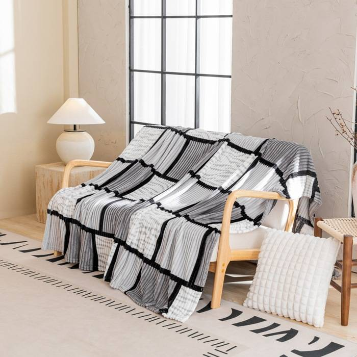 Striped Flannel Blanket Super Soft Thick Plush Throw For Bed Couch Office Lightweight Warm Baby Fleece With Checkered Print_voghion.com