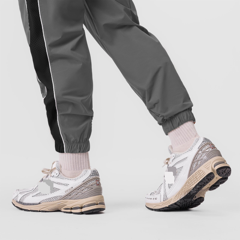 Men's Reflective Running Pants - Lightweight & Breathable Workout Joggers With Mesh Panels (Quick-Dry Elastic Cuffs Moisture-Wicking S-3XL)_voghion.com