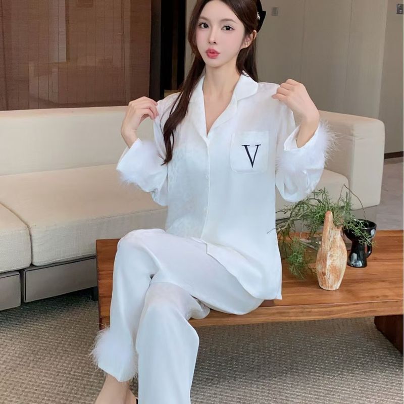 Underwear & Sleepwears Leopard Feather High End Pajamas For Women Autumn And Winter Gold Velvet Long Sleeved Comfortable Home Clothes Suit_voghion.com