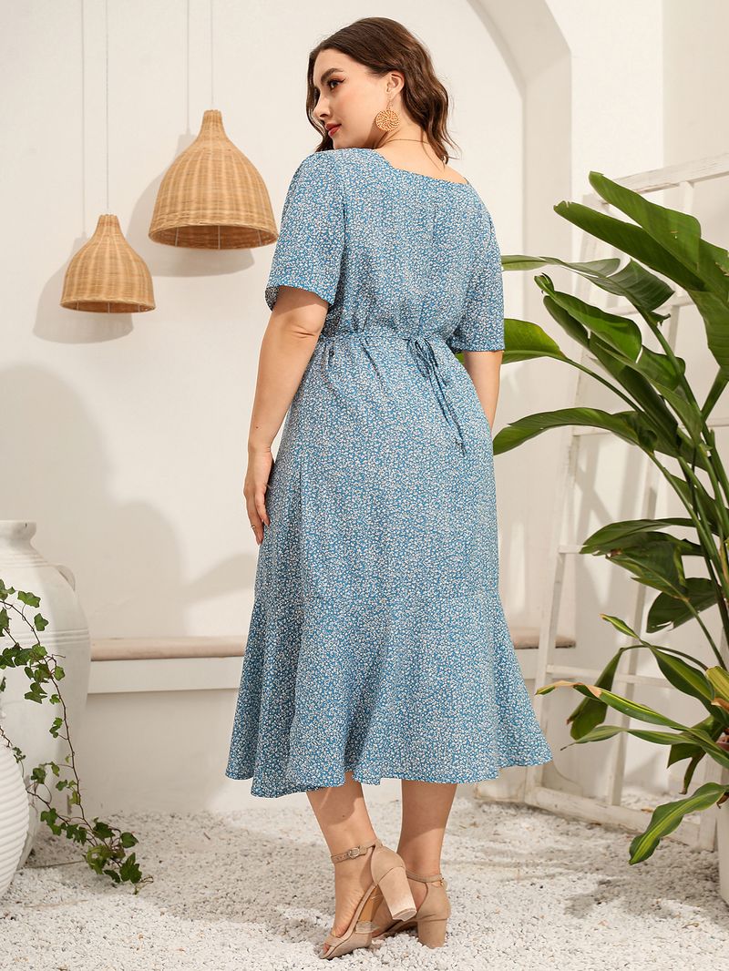 Schlankes Sommerkleid im Übergrößenformat für Damen mit quadratischem Ausschnitt und kurzen Ärmeln und floralem Slim Fit-Fischschwanzrock_voghion.com