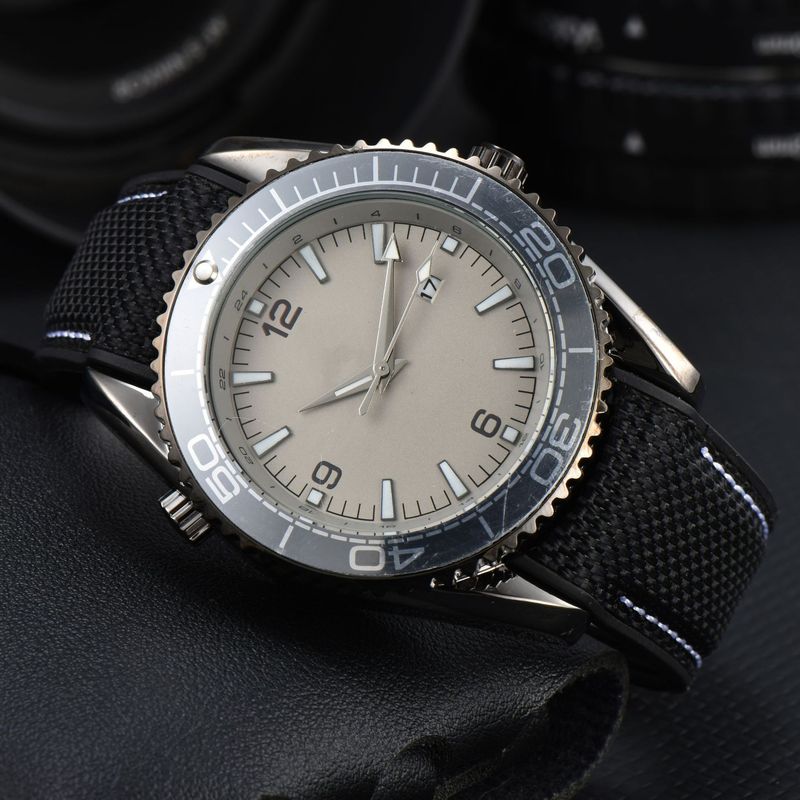 O HOME High-end Luxury Brand High Quality Business New Automatic Mechanical Quartz Waterproof Luminous Hands Watch_voghion.com