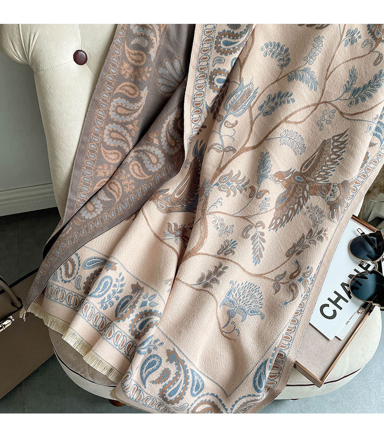 2023 Autumn and winter explosive shawl with women's neck office blanket fringe warm scarf_voghion.com