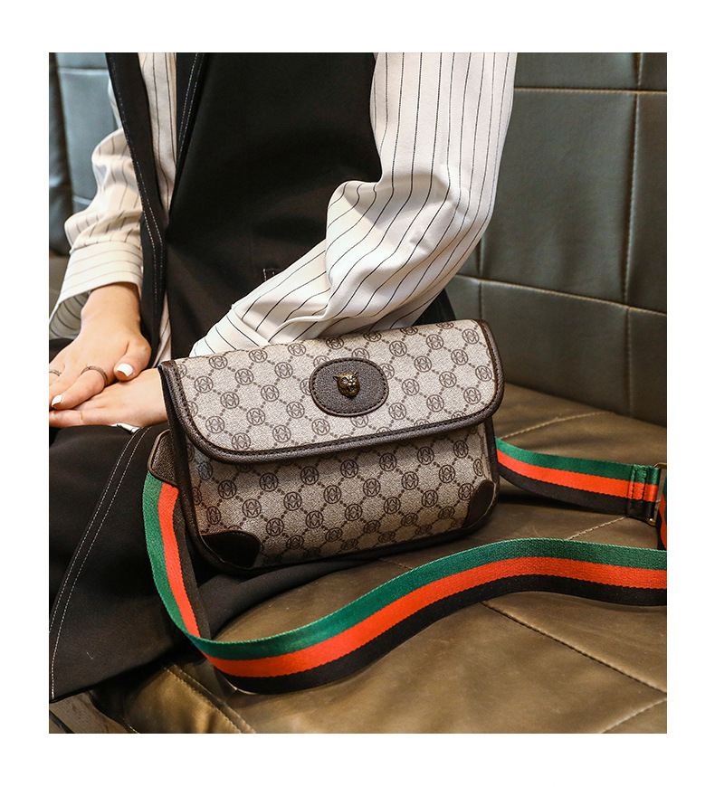 Väska 2023 New Fashion Unisex Mode Tiger Head One Shoulder Crossbody Väska Midjeväska Bröstväska Sommar Liten Väska Mångsidig_voghion.com