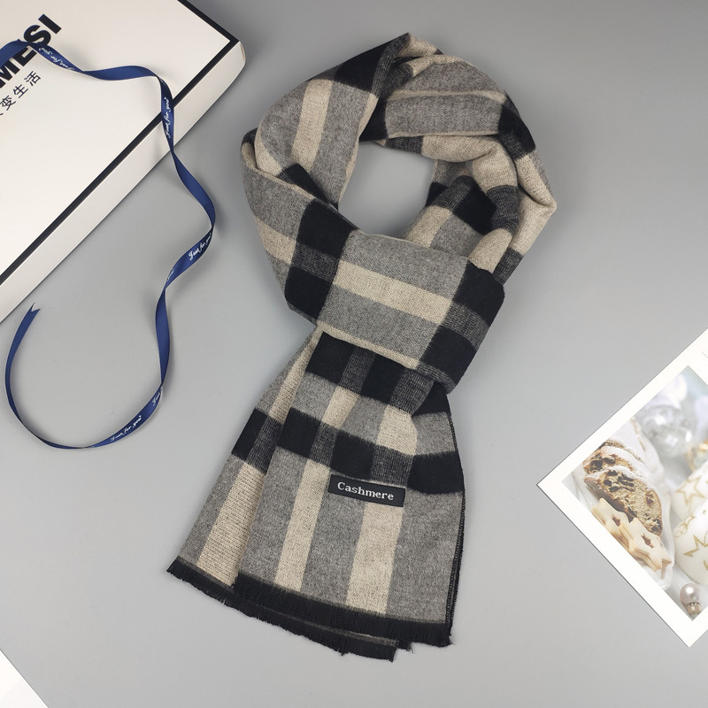 Designer men's scarf with autumn and winter plaid imitation cashmere for warmth and luxury_voghion.com