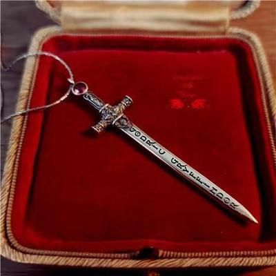 Sword Pendant Necklace Fashion Gift Sweater Chain Necklace_voghion.com