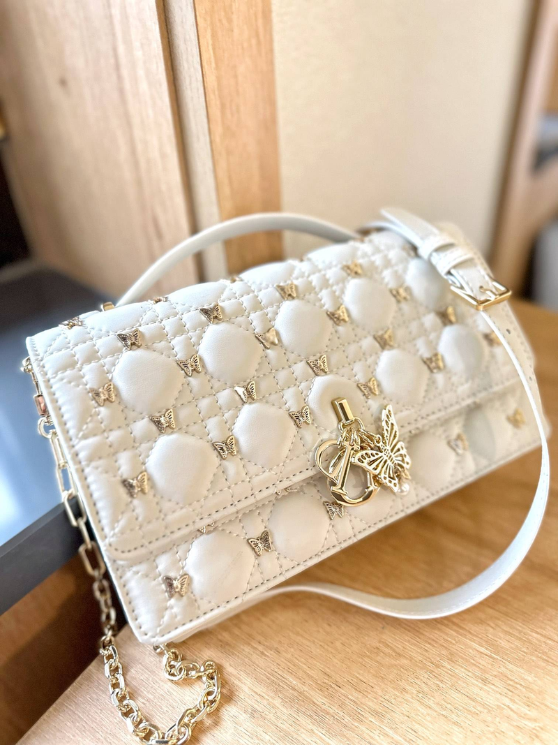 Bolsa feminina de couro legítimo de luxo original de alta qualidade, bolsa de mão com pérolas, nova bolsa de mão/transversal de pele de carneiro, tamanho: 24 * 7 * 15 cm_voghion.com