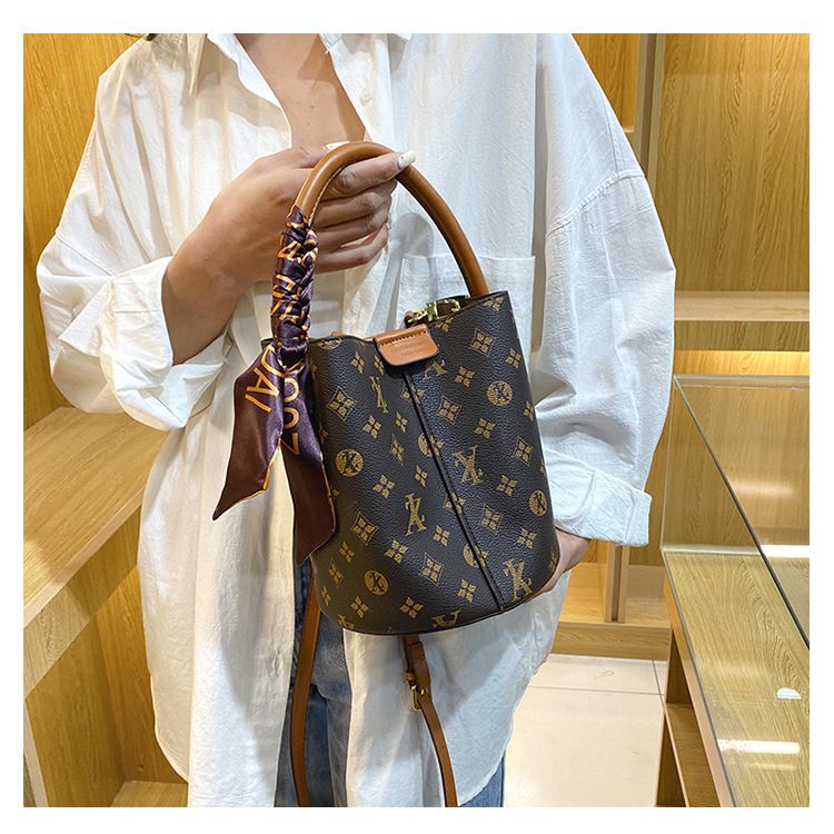 Bolsa balde estampada moderna para mulheres - Bolsa de ombro versátil e transversal com bolsa removível, acessório estiloso para o dia a dia_voghion.com