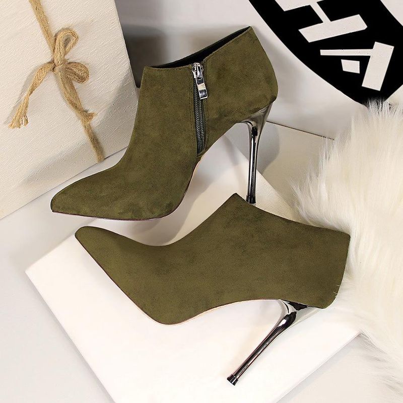 Womens European and American Fashion Simple Thin Heel Ultra-high Heel Pointy Fleece and Short Boots_voghion.com