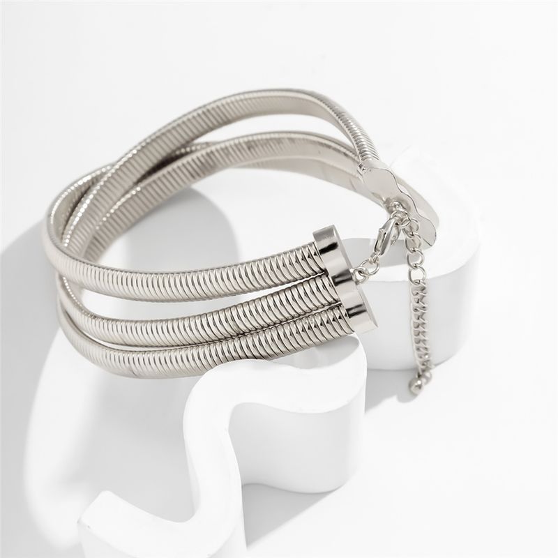 2025 New Arrivals Ingemark Exaggerated Chunky Heavy Metal Twisted Torques Choker Necklace for Women Spiral Big Chain Grunge Jewelry_voghion.com