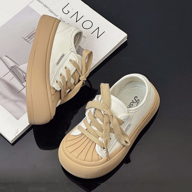 2024 Scarpe casual con testa a conchiglia alla moda in edizione coreana bianca per bambini nuovi della primavera 2024 per ragazzi e ragazze_voghion.com
