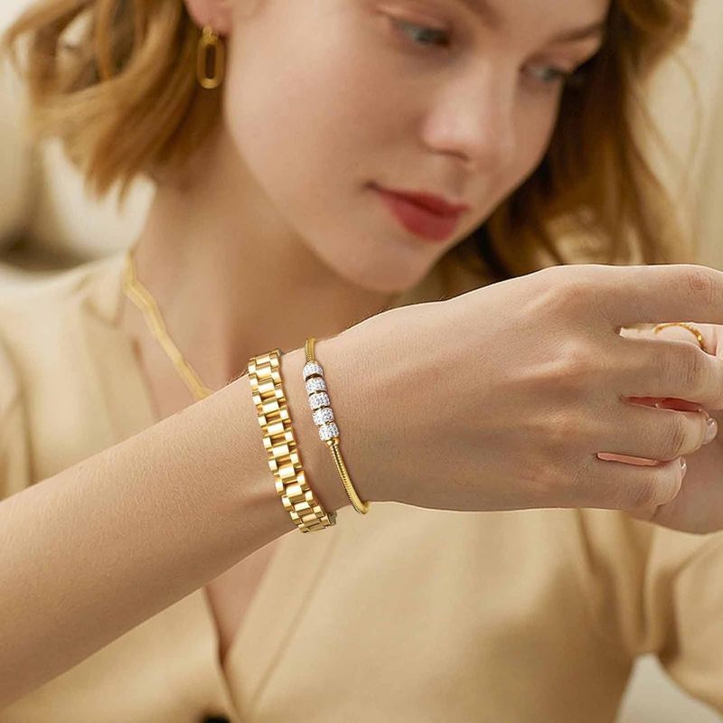 Pulseiras de aço de titânio de cor sólida de estilo simples em massa_voghion.com