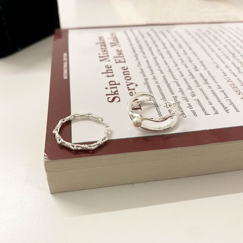 S Pure Silver Small Pearl Ring Niche Design Plain Band Stackable High-end Fashion Personality Open Gentle Elegant_voghion.com