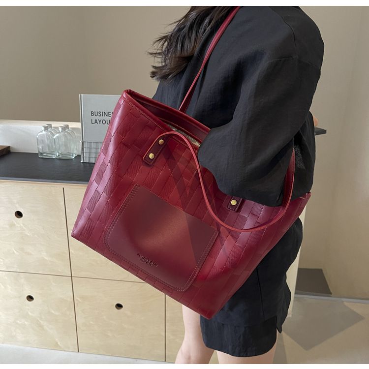 Hochwertige Pendlertasche für Damen 2024, neue modische Schultertasche in Kontrastfarbe mit großem Fassungsvermögen für Studenten_voghion.com