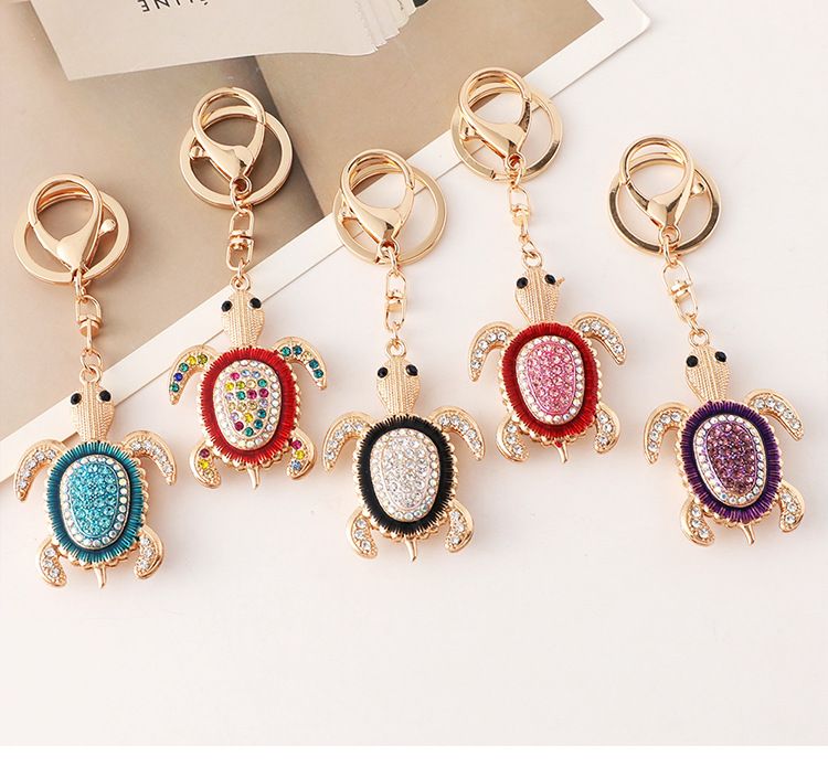 Eingelegter Diamant Kleines Auto Metall Niedliche Schildkröte Für Männer Und Frauen Paar Tasche Anhänger Schlüsselanhänger_voghion.com