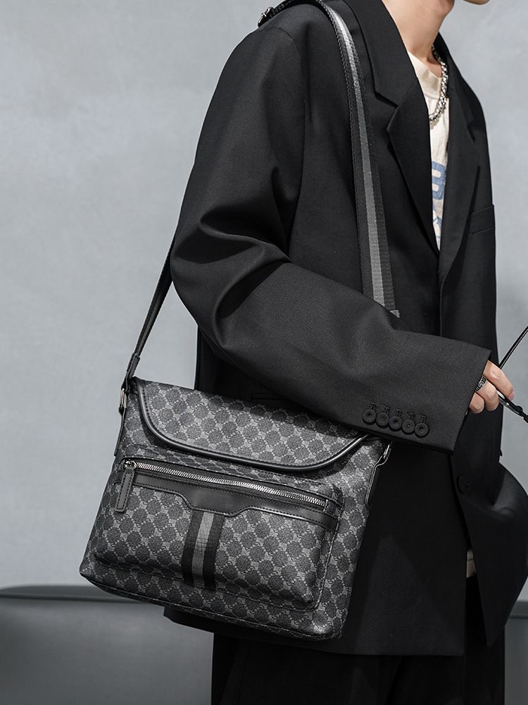 Multifunktionale Mode Umhängetasche männer Kleine Schulter Tasche 2025 Herbst/Winter Neue_voghion.com
