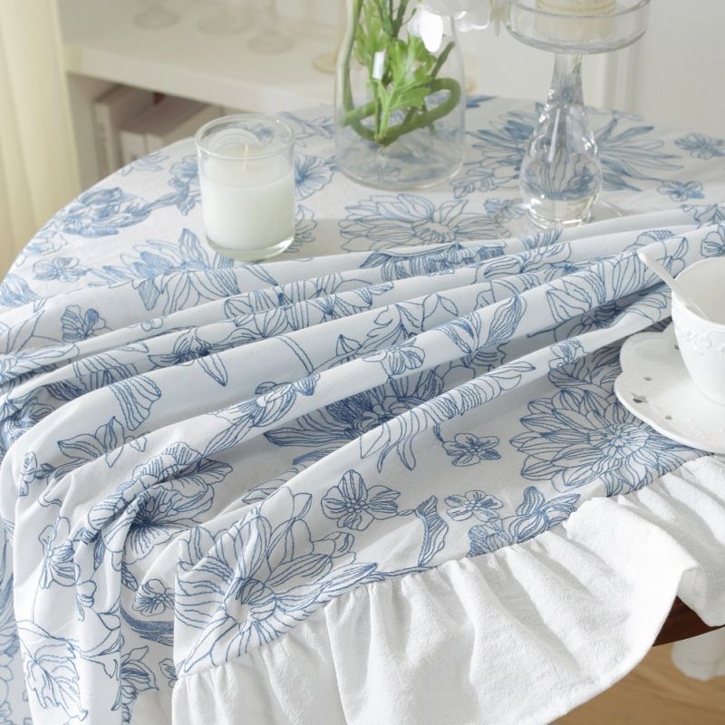 Tovaglia con gonna in cotone blu ricamata, impermeabile e resistente all'olio, con orlo arricciato_voghion.com