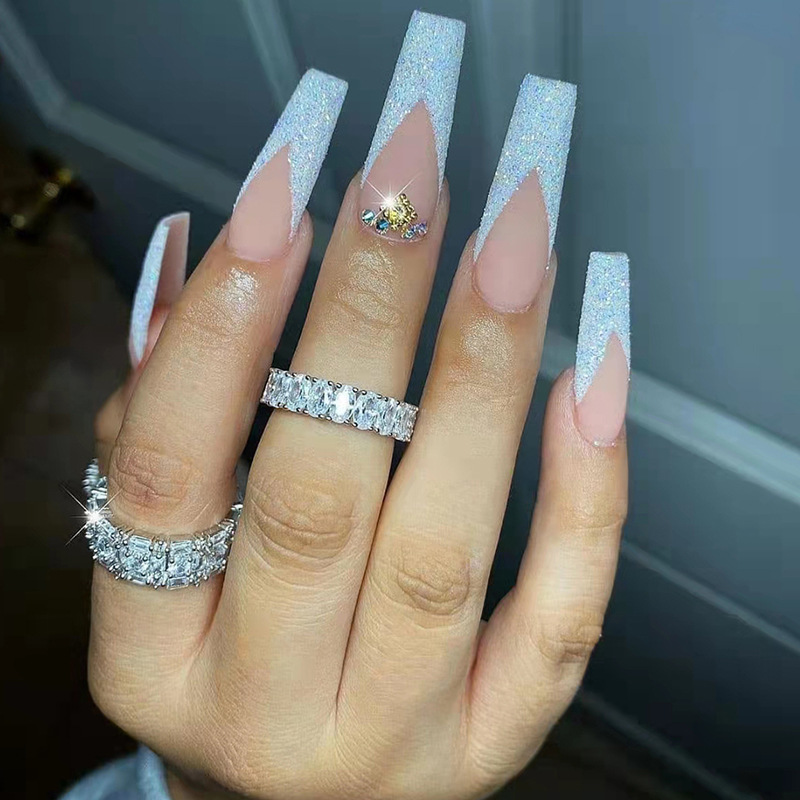 Basit 24 Adet Glitter Fransız Sahte Tırnak Tutkal Bale Giyilebilir Nail İpuçları Şerit Tasarımları Tam Kapak Yanlış Tırnak_voghion.com
