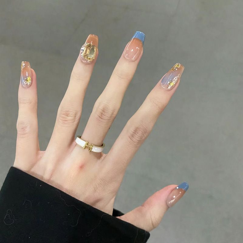 Internet-Berühmtheit trägt 10 Stücke von hoher Qualität handgefertigt in verschiedenen Größen, kurze abnehmbare Französisch Strass_voghion.com