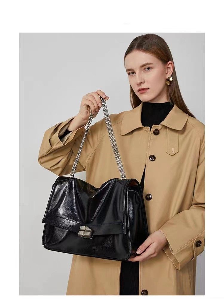 Borsa con superficie in prepuzio errante, borsa in morbida pelle di nicchia, monospalla, borsa da pendolarismo di grande capacità, industria pesante femminile_voghion.com