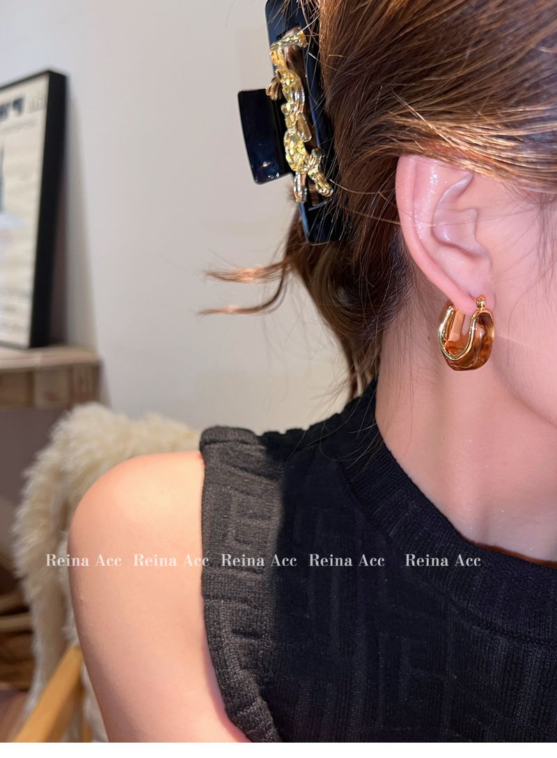 Maillard and Brown 2024 New Unique Design Sense High end Ring Earrings Light Luxury Summer_voghion.com