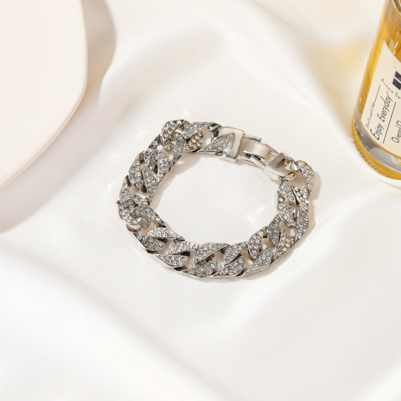 Legering diamanten set Europese en Amerikaanse modetrend Cubaanse armband niche retro hiphopstijl vol met diamanten liefhebbers handsieraden_voghion.com