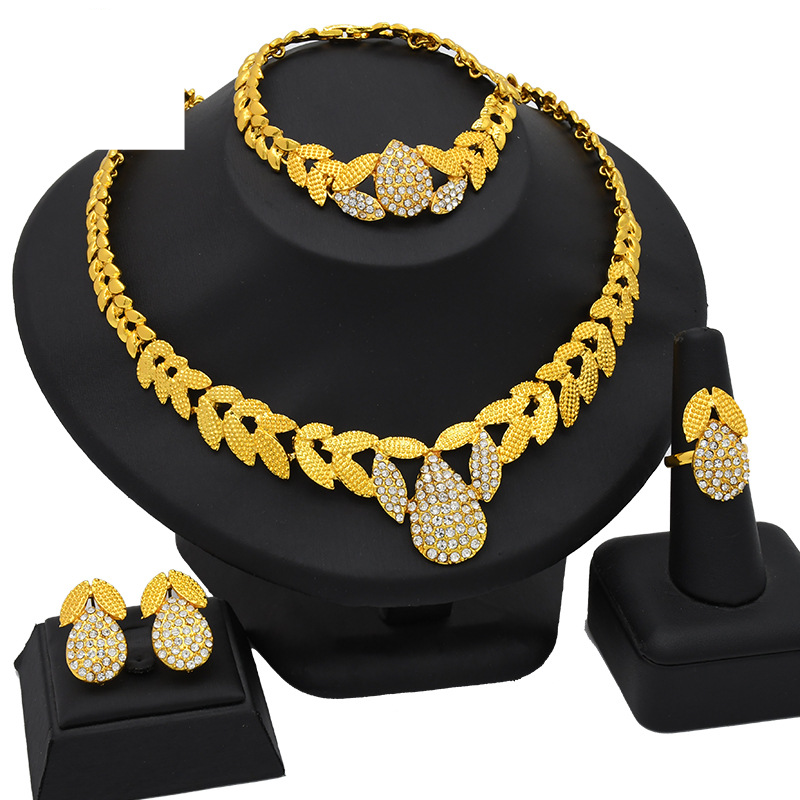 Orecchini da sposa con bracciale e collana in lega di gioielli floreali in 4 pezzi_voghion.com