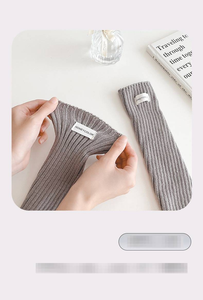 Damen Herbst und Winter Neue einfarbige Buchstaben bestickte Damensocken Dickes Nadeltuchetikett All Match Ins Style Damen Wadensocken_voghion.com