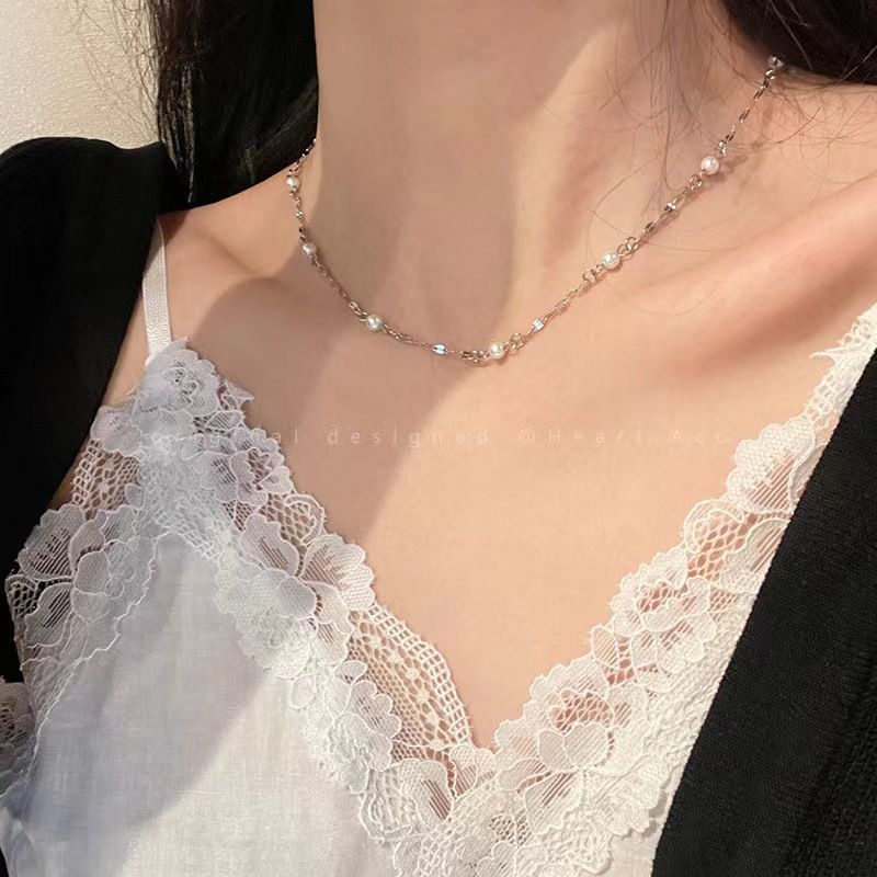 Collana con clavicola di perle non sbiadite in acciaio al titanio da donna, accessori per collane di nicchia dal design, temperamento semplice, collana versatile_voghion.com