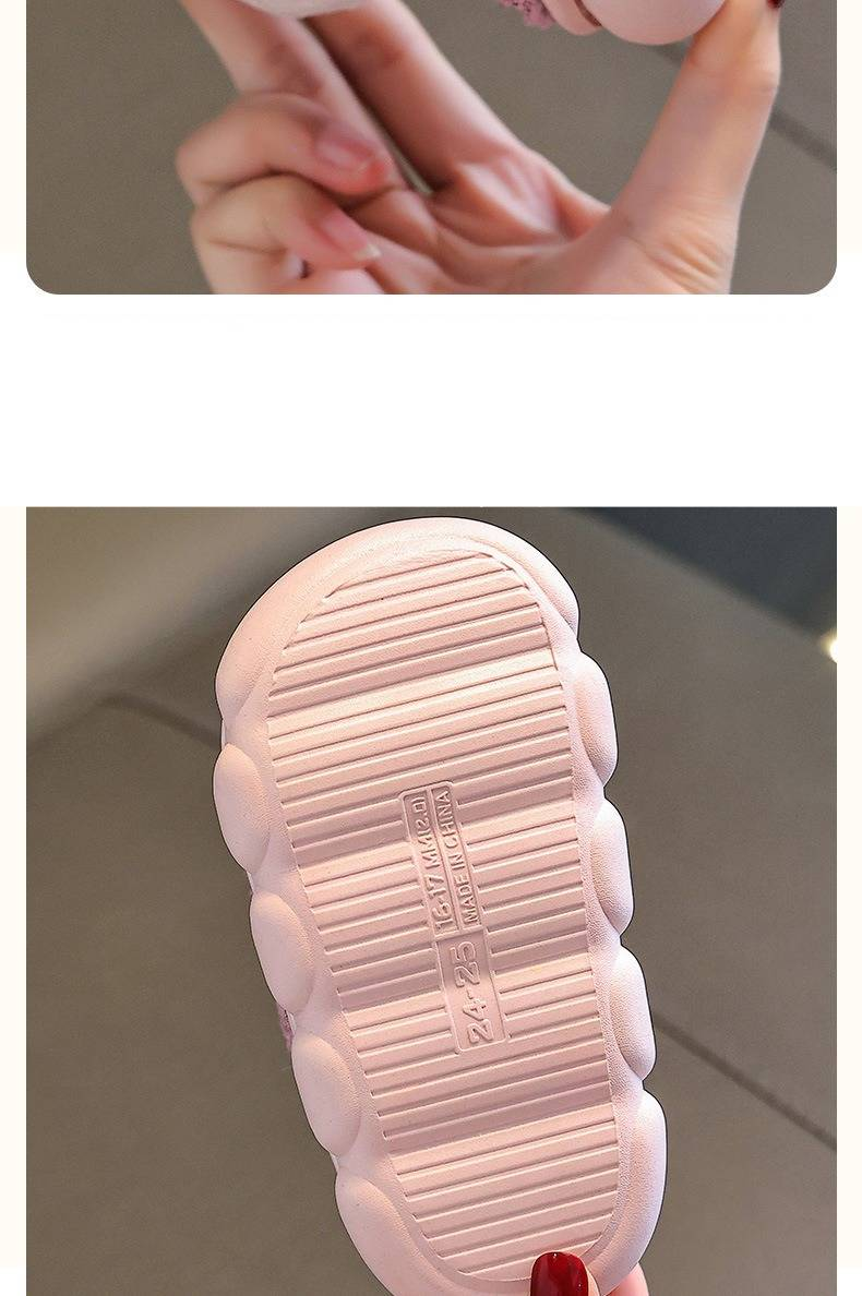 Pantufas de inverno infantis com forro de pelúcia - Pantufas aconchegantes com estampa de animais para meninos e meninas (coelho rosa, capivara, dinossauro verde, pato cinza)_voghion.com