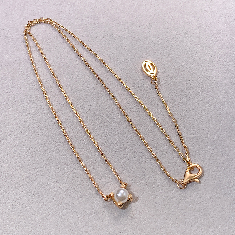 Designer-Damen-Kuhkopf-Spezial-V-Gold-Perlen-Halskette, Netz-Rot, leichte Luxus-Halsbandkette, leichte Luxus-exquisite Halskette_voghion.com