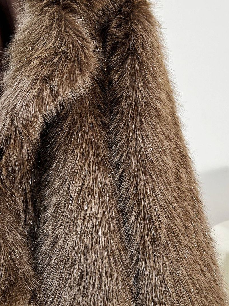 Schicker Kunstpelzmantel – Gewebte, langflorige, vegane Lammfelljacke (XS/S/M/L, Halbkragen, Kaffee/Schwarz)_voghion.com