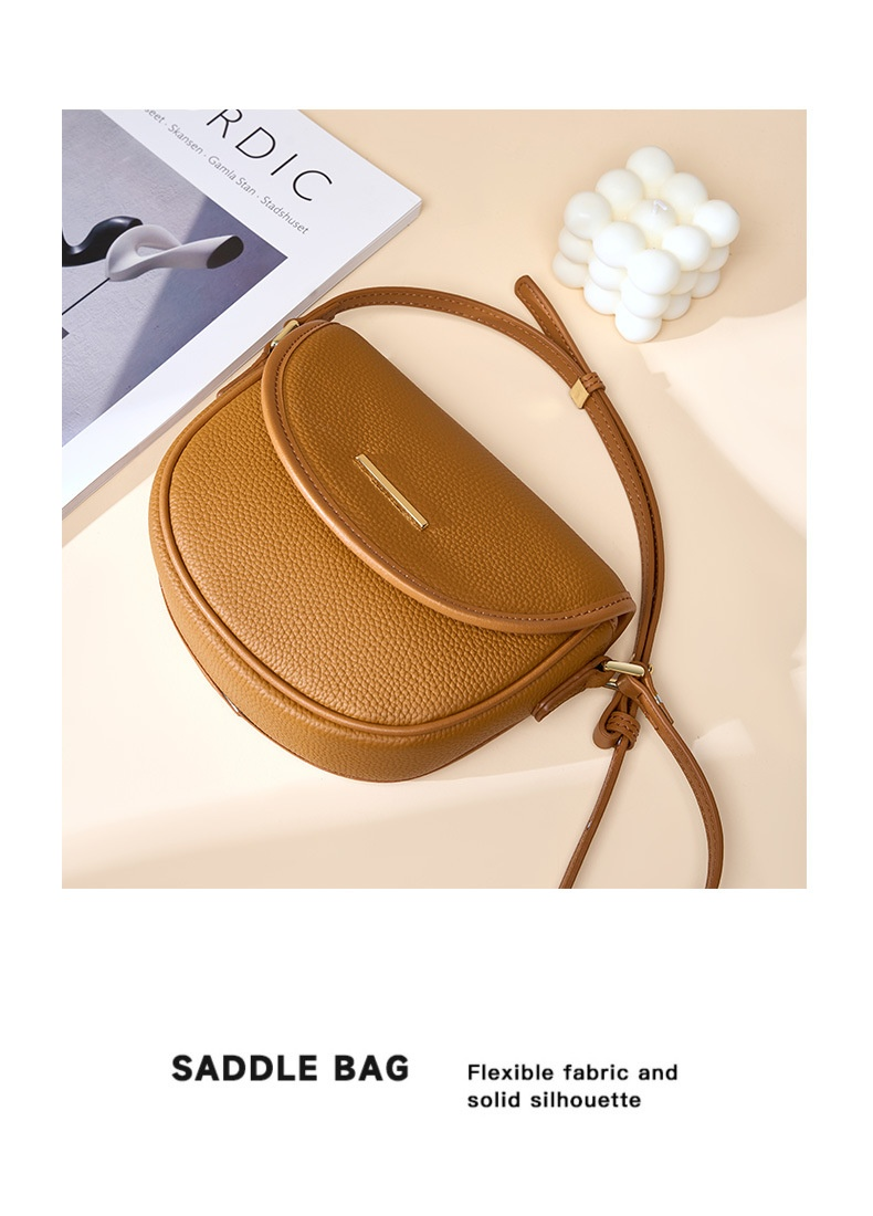 Shoulder Bag 2023 Top Quality New Top Layer Cowhide Light Casual Mini Bag Summer All-match Messenger Bag High-end Women's Bag_voghion.com