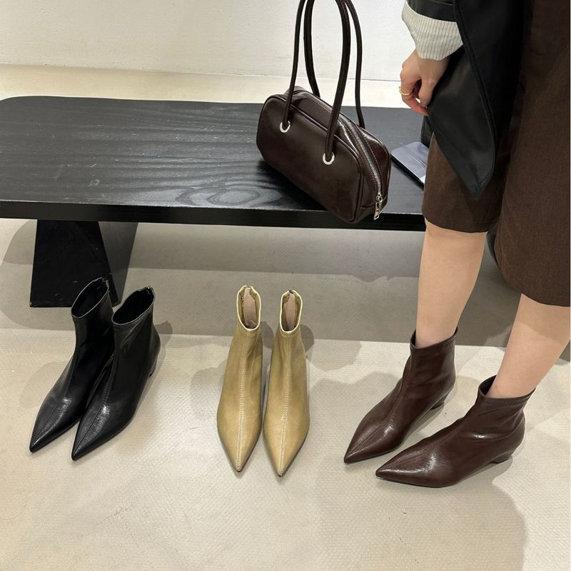 Französische Spitzstiefel für Damen, Herbst/Winter 2025, neue Retro-Stretch-Martin-Stiefel, vielseitig, schmal geschnitten, kurz_voghion.com