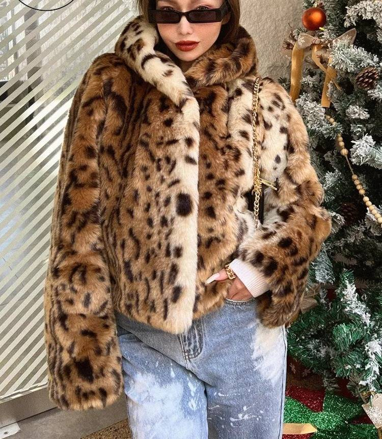 Giacca da donna in pelliccia sintetica con stampa leopardata – Elegante cappotto con cappuccio e calda fodera in pile (S/M/L)_voghion.com
