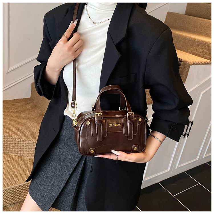 Women's Stylish Soft Shoulder Bag For Daily Commute - Minimalist Design, Versatile Crossbody & Single Strap Purse In Black, Brown, Red, White_voghion.com