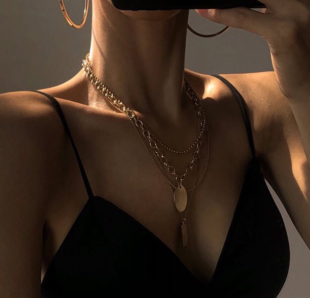 Collana in acciaio al titanio con catena per clavicola a più strati, con ciondolo a forma di marchio Garden, da donna_voghion.com