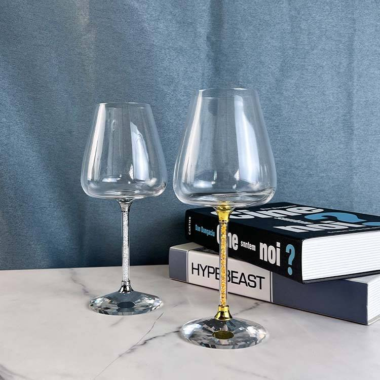 Taça de vinho tinto com fundo côncavo preenchido com diamantes Taça de vinho tinto Borgonha Cristal Bordeaux Barriga grande Conjunto de vinho de pernas altas_voghion.com