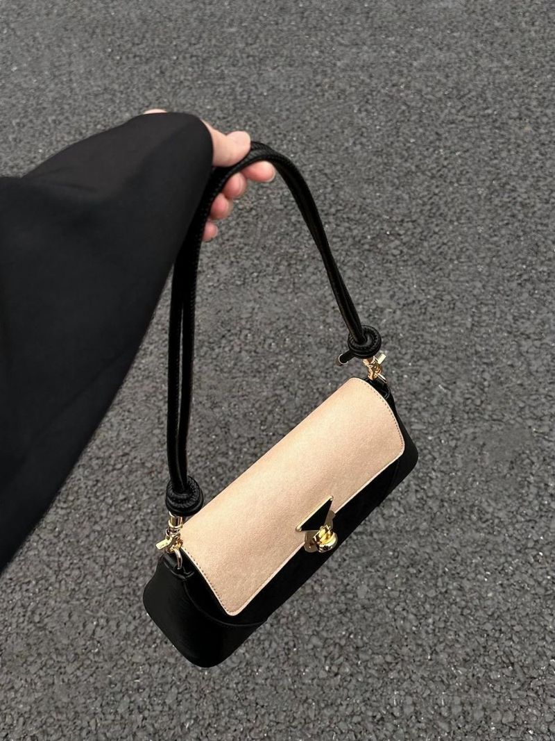 Autumn and winter commuting French stick single shoulder crossbody bag, women's 2024 new design, niche sense_voghion.com