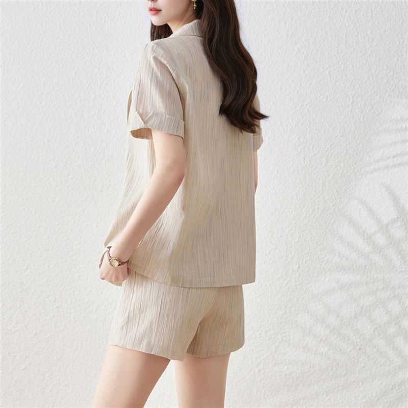 2025 New Summer Elegant Fashion Suit 's Blazer Collar Shirt Solid Color Simple Commuter Shorts Three-Piece Set For_voghion.com