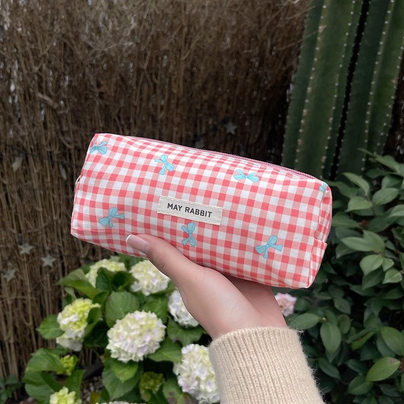 Begge Checkered Bow Makeup Bag - Large Capacity & Cute (Stylish Cosmetic Pouch For Girls)_voghion.com
