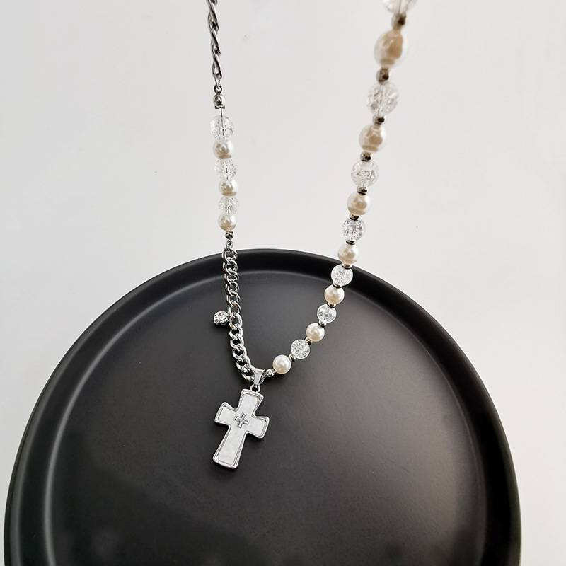 Pearl Cross Necklace Light Luxury Niche New Clavicle Chain_voghion.com
